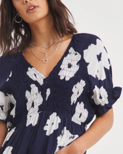 White Floral Shirred Bodice Top 6 White Floral Shirred Bodice Top -Cheap Vextalia Store x01bm124708w