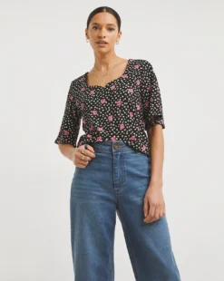 Sweetheart Neck Crinkle Jersey Top