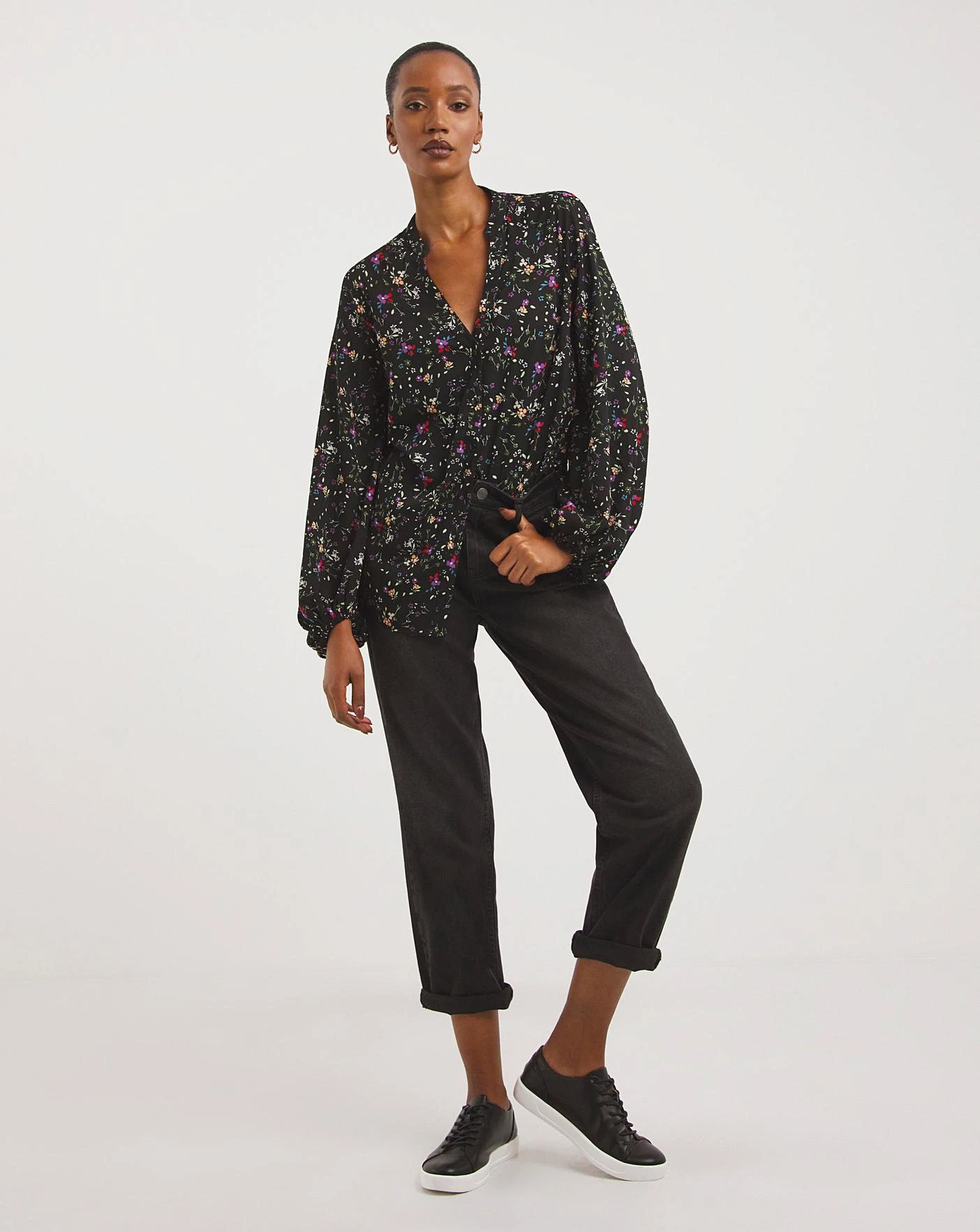 Volume Sleeve Blouse 2 Volume Sleeve Blouse - Image 2