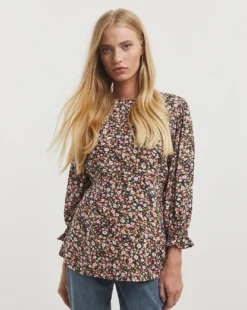 Ditsy Floral Tea Top