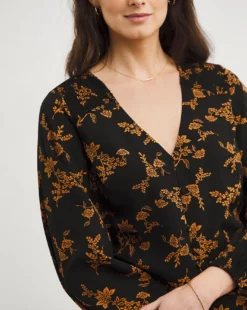 Julipa Shirred Shoulder Blouse -Cheap Vextalia Store x07eg325745w