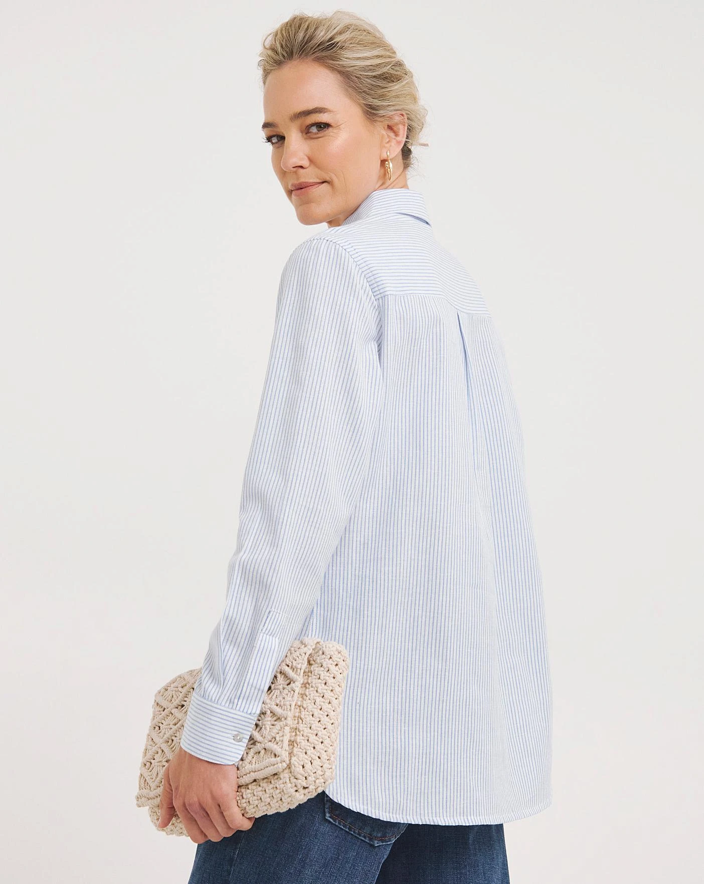 The Essential Shirt 4 The Essential Shirt - Image 4